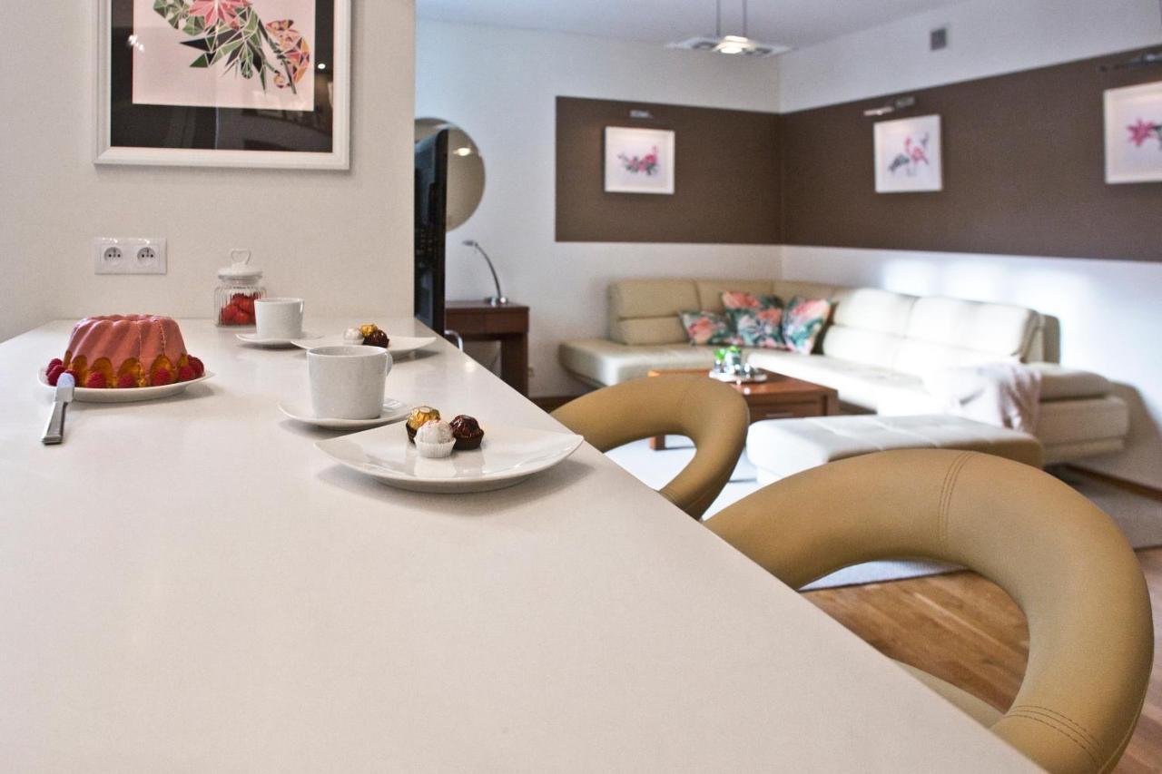 Nowy Swiat 55 By P&O Serviced Apartments Варшава Екстериор снимка